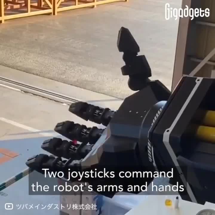 rapidsave.com_the_archax_mech_or_gundam_is_a_45_meter_human-yjr3jetkse8e1