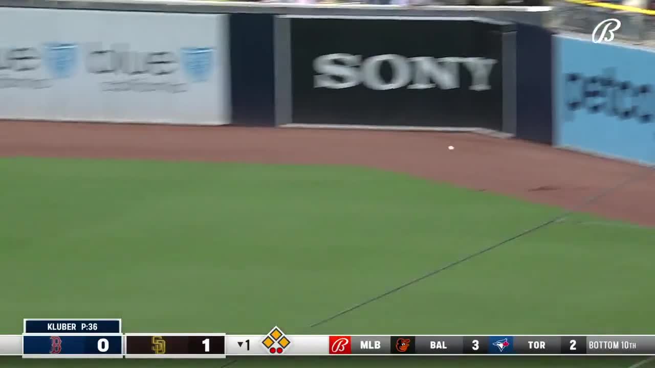Highlight] Nick Maton hits it where it can't be robbed to put the Tigers up  3-0 : r/baseball