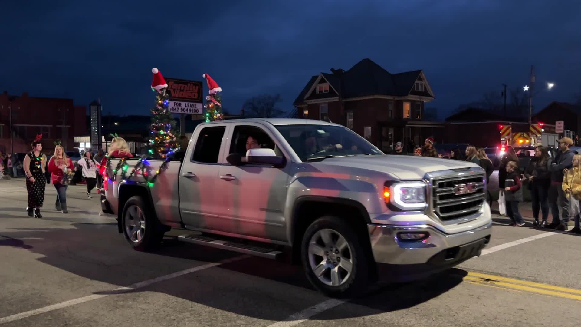 Watch HiDef The 2023 Greenville Christmas Parade In Greenville!(12/2