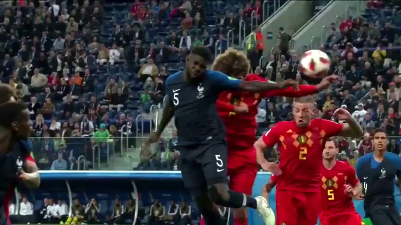 動画 ベルギー戦でフランスのウムティティが先制点となるゴール フェライニにニアで競り勝ってヘディングで決める 動画 ベルギー戦でフランスのウムティティが先制点となるゴール フェライニにニアで競り勝ってヘディングで決める