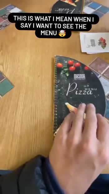 창의적인 피자 메뉴판