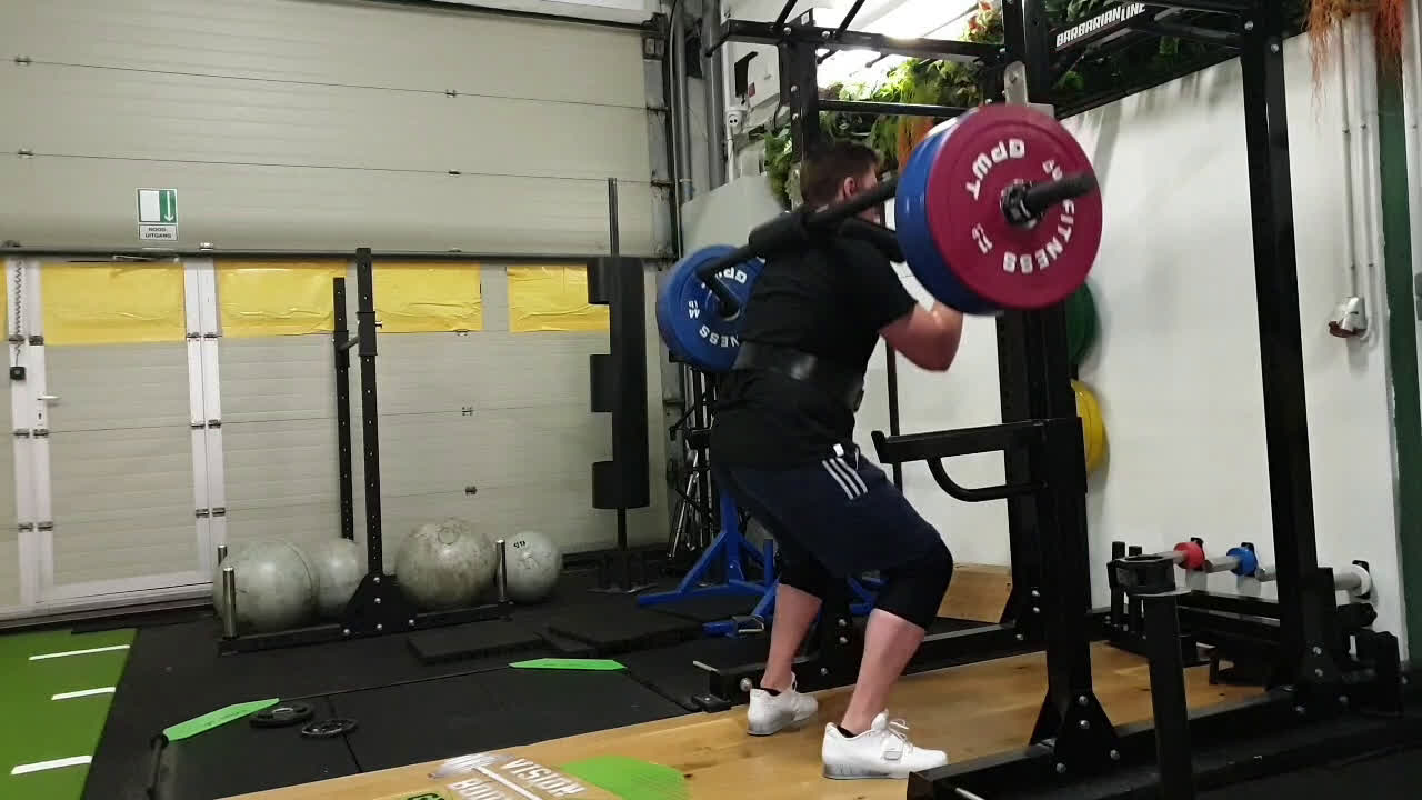 29-07 110kg ssb squat