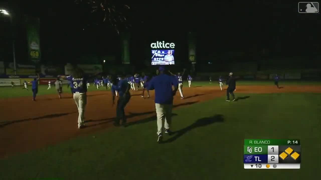 Houston Astros' Martín Maldonado catches perfect game in WBC