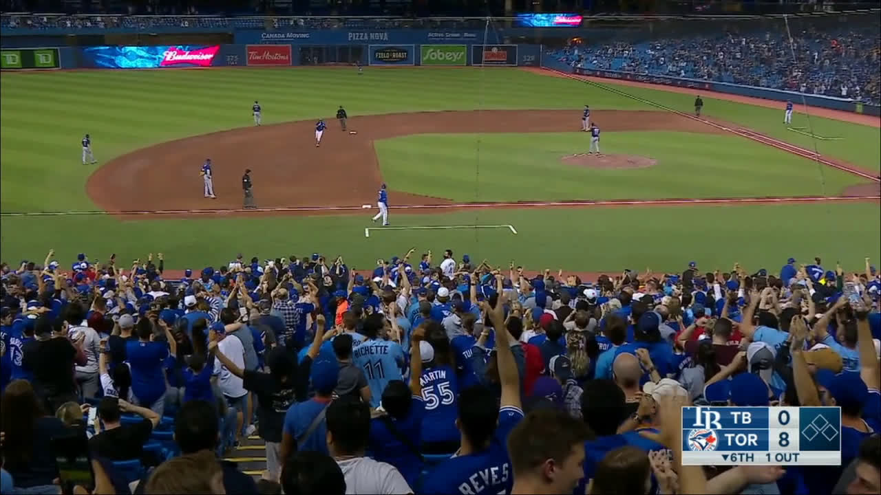 Jose Bautista tried to put the Blue Jays on his back with two monster home  runs in Game 6