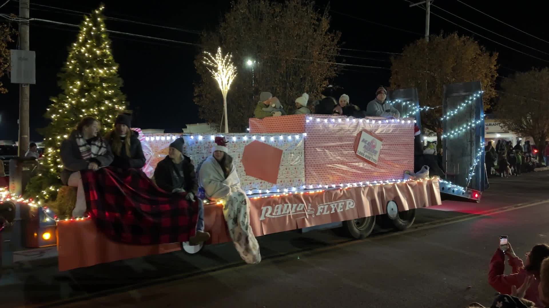 Watch HiDef The 2023 Hermitage Christmas Light Up Parade In Hermitage