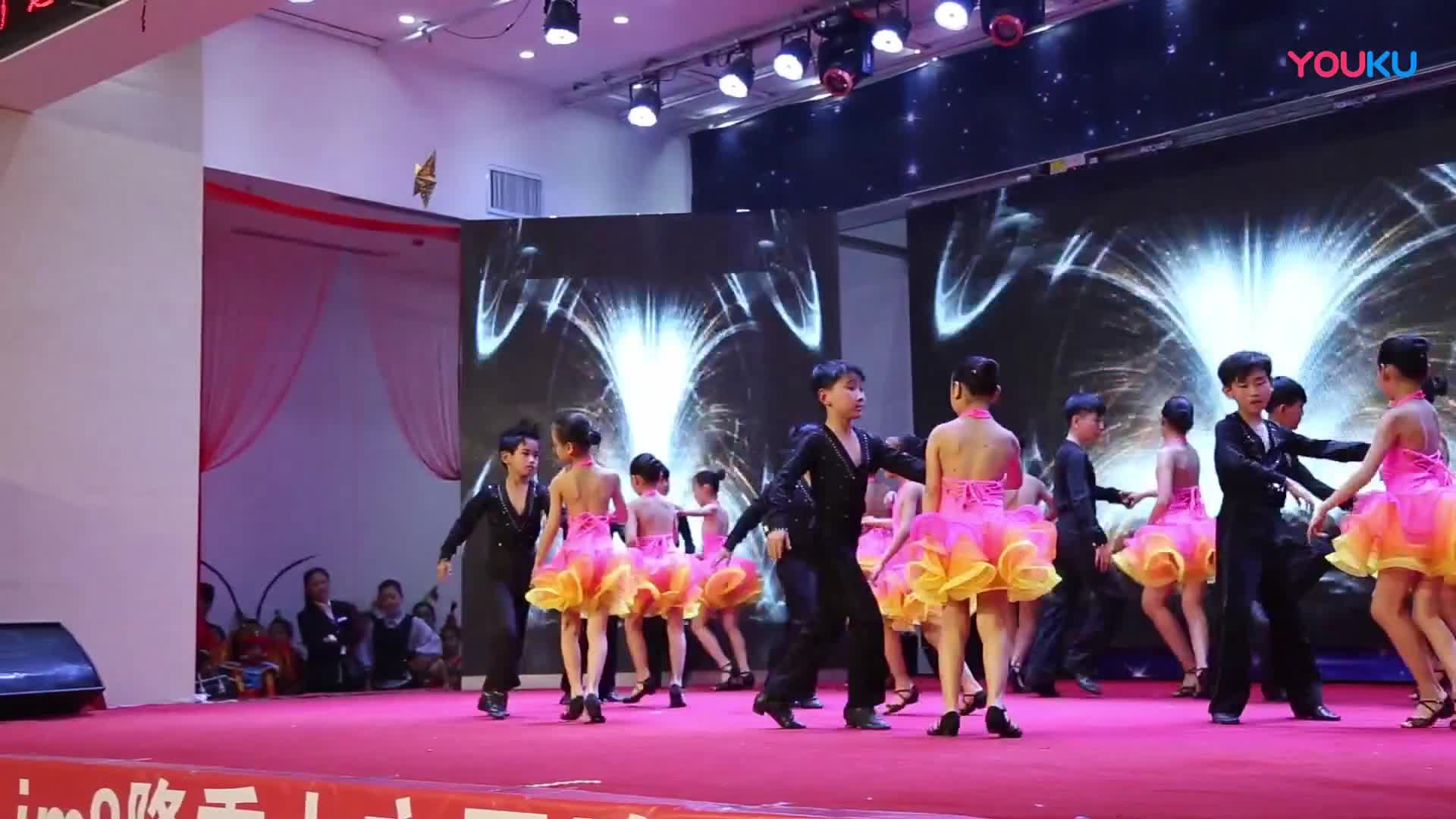少儿拉丁舞表演《炫舞之韵》