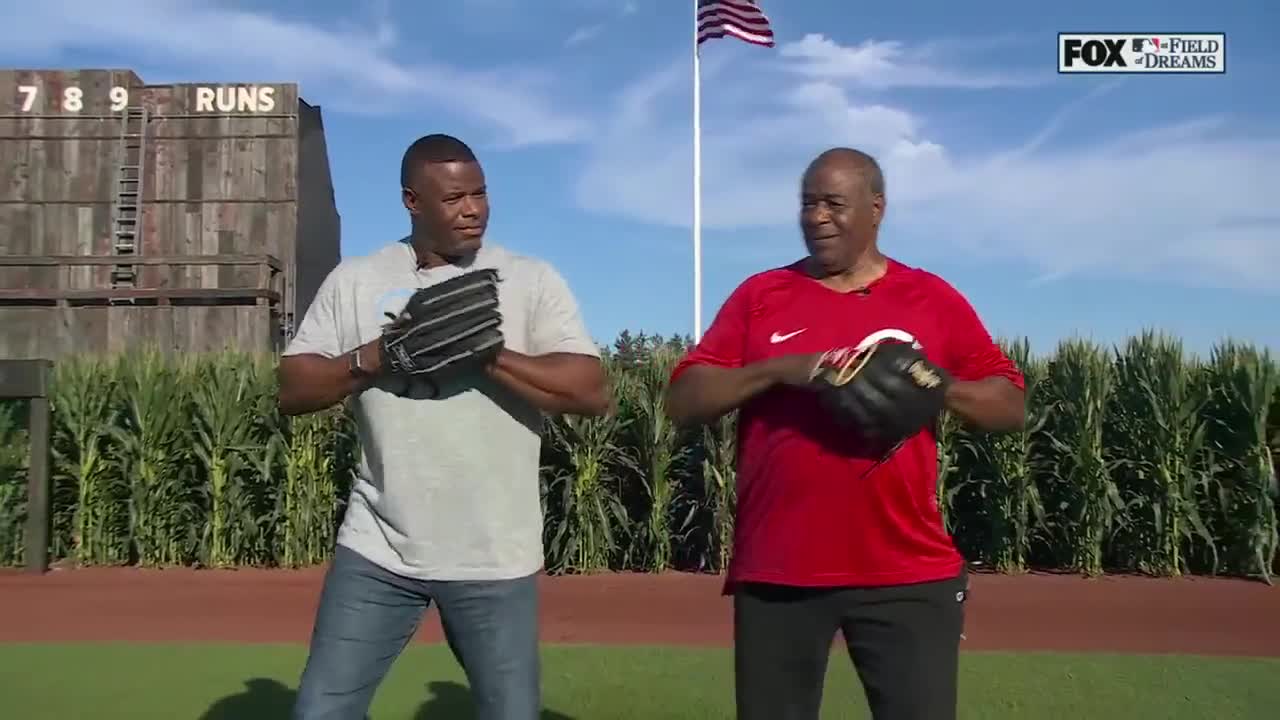 Ken Griffey Jr. & Sr., Reds & Cubs emerge from corn for 'Field of Dreams'  game
