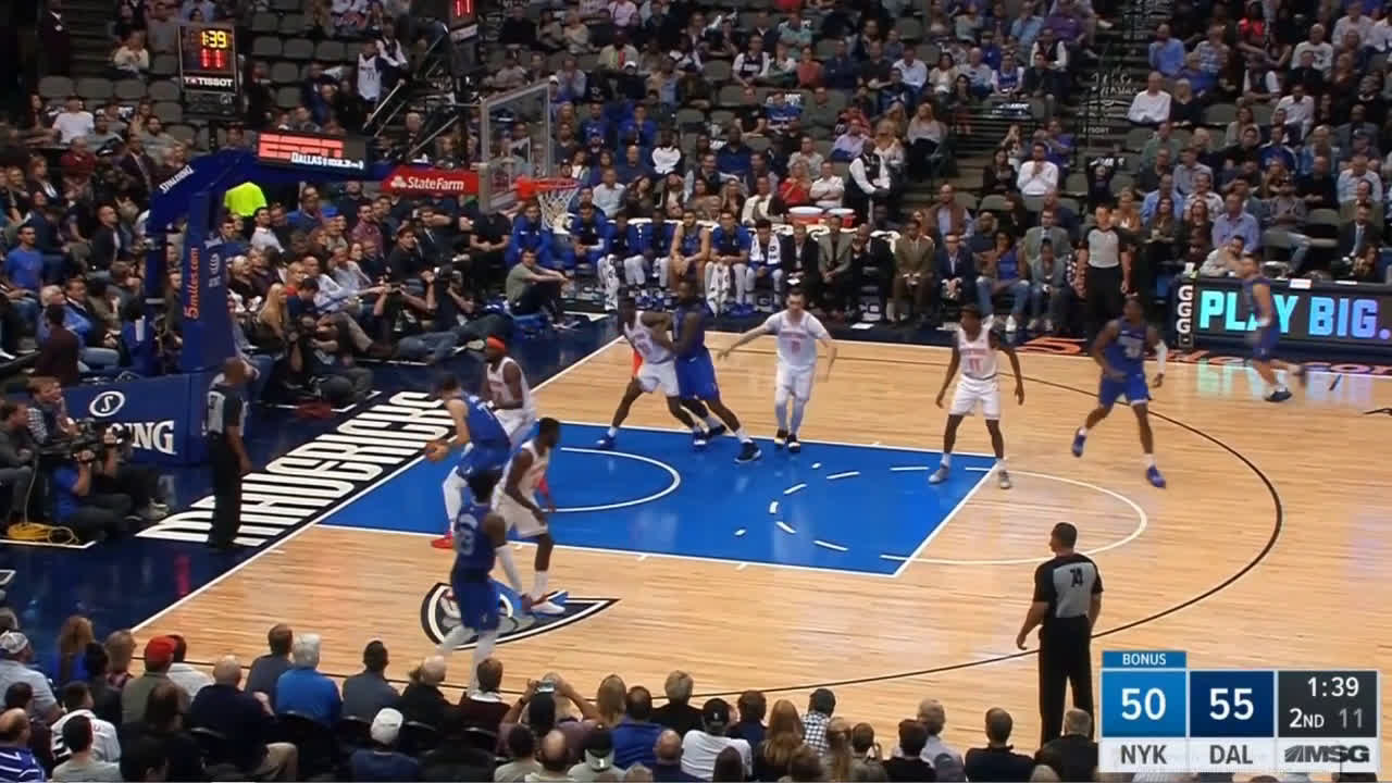 Robinson stays down on pump fake off switch, leads to turnover