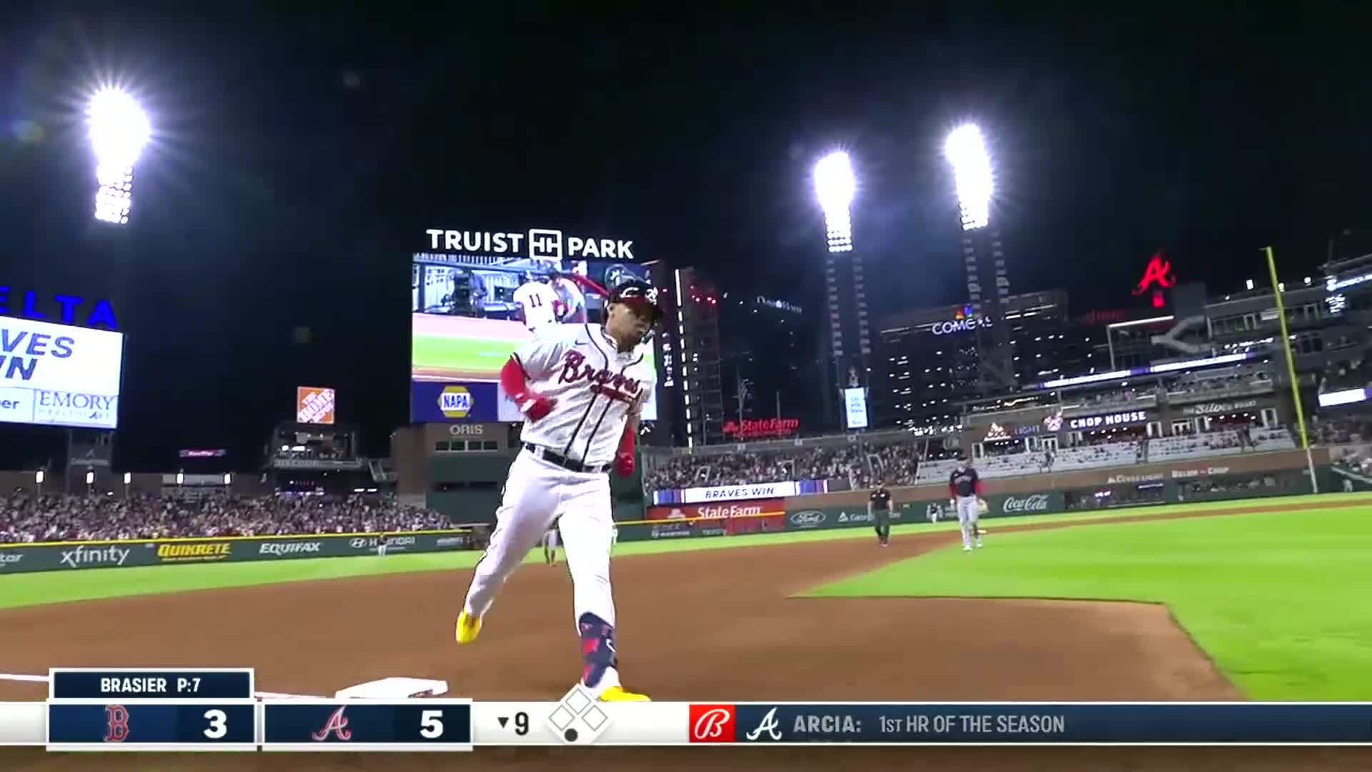 Orlando Arcia and the Braves walk-off the Red Sox with a homer.
