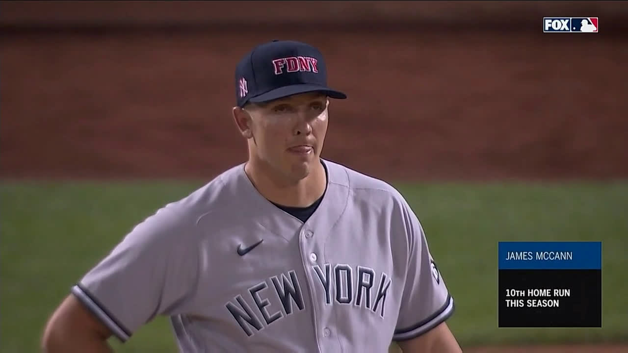 NYY@NYM: James McCann hits a go-ahead 2-run shot : r/baseball