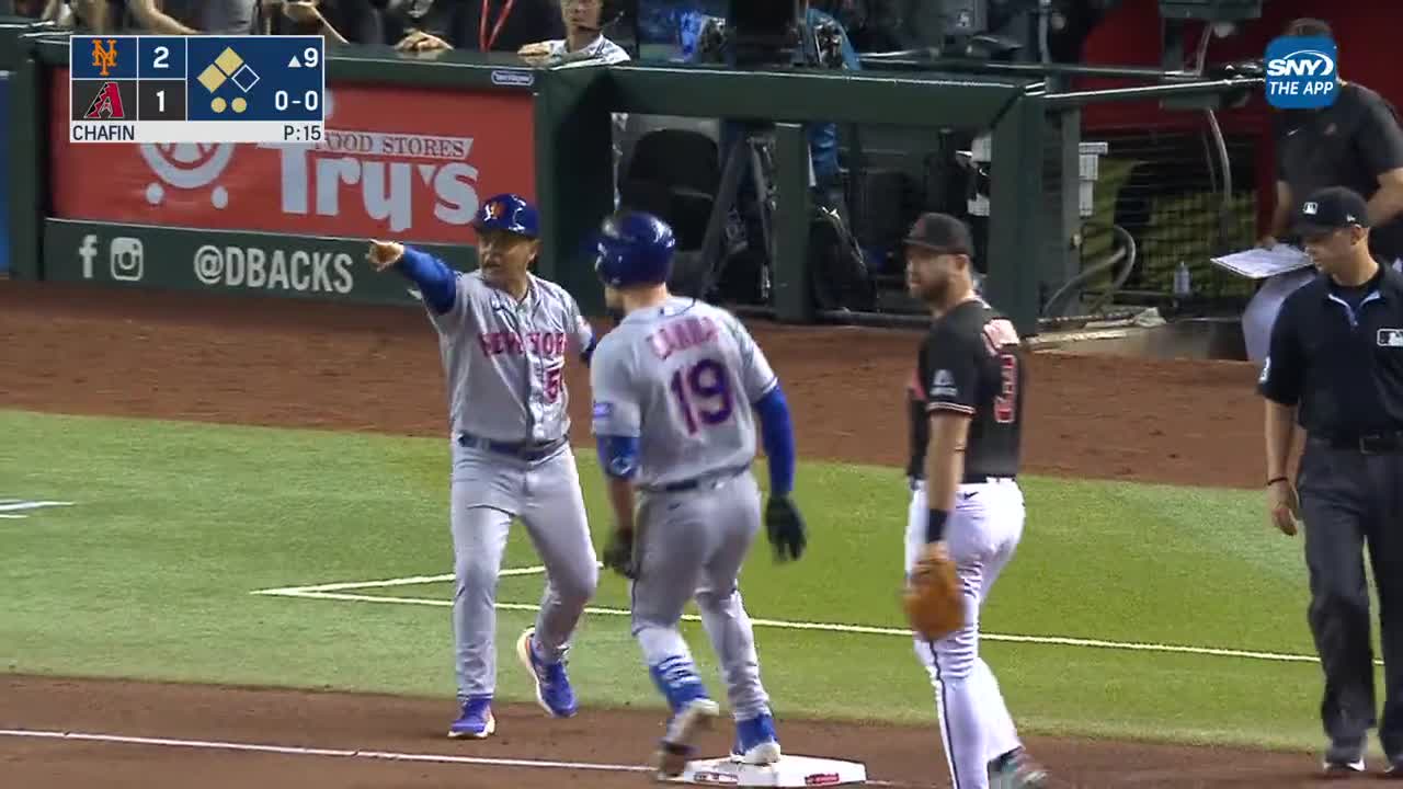 Mark Canha drives in Baty with a triple to give the Mets the