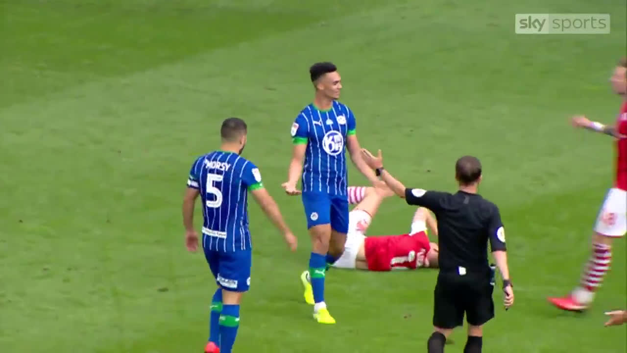 Video Antonee Robinson Vs Kilian Ludewig 2020 Robinson Tackle Vs Barnsley Only Yellow Card Or More Soccer Blog Football News Reviews Quizzes Video Antonee Robinson Vs Kilian Ludewig 2020 Robinson Tackle Vs Barnsley Only Yellow Card Or More Soccer Blog Football News Reviews Quizzes