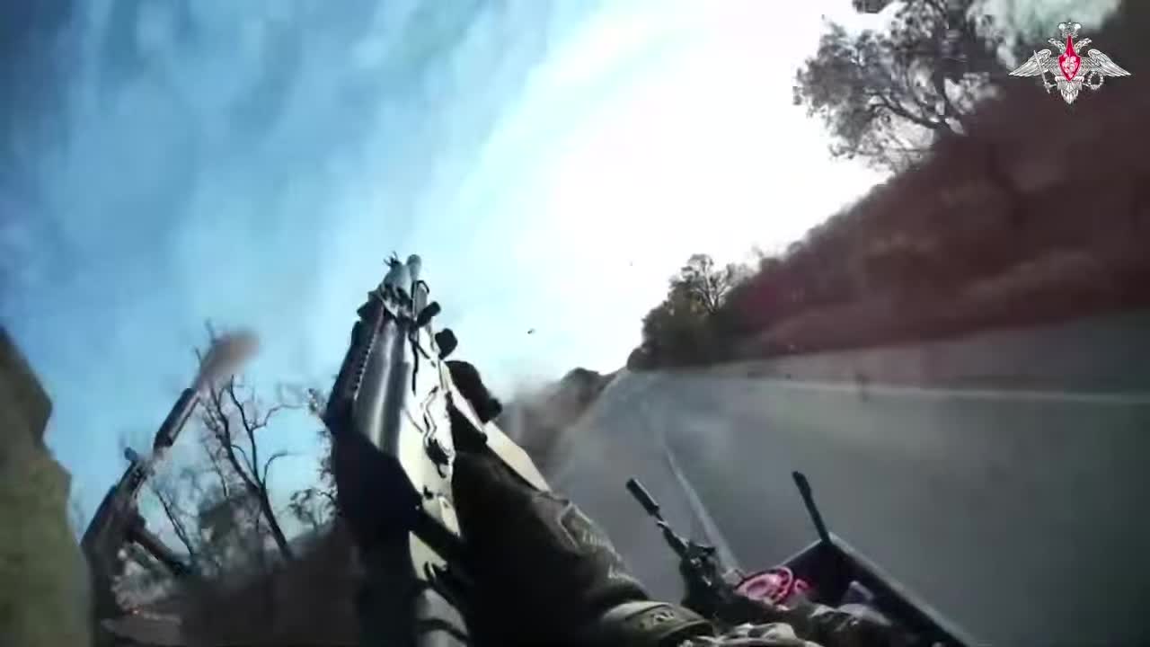 fsqkx2hp_s0f0d18m0_1280x720