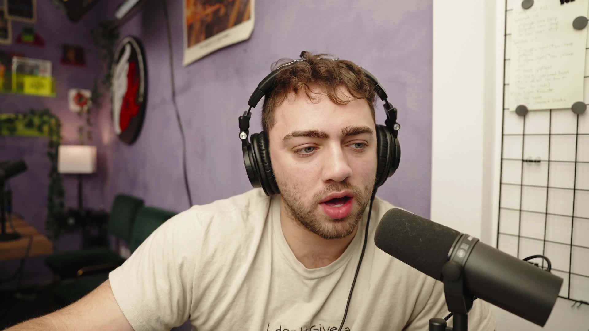 Watch onlyfangs | Streamable