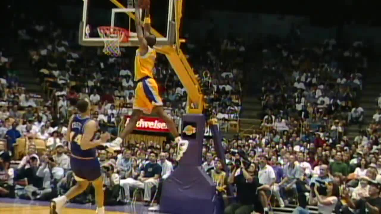 Young Kobe Bryant Highlights in the Forum