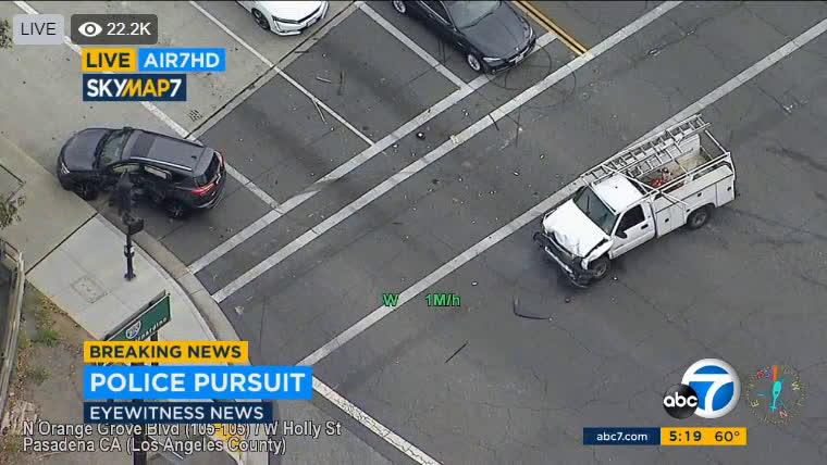 Police chase in LA ends in crash
