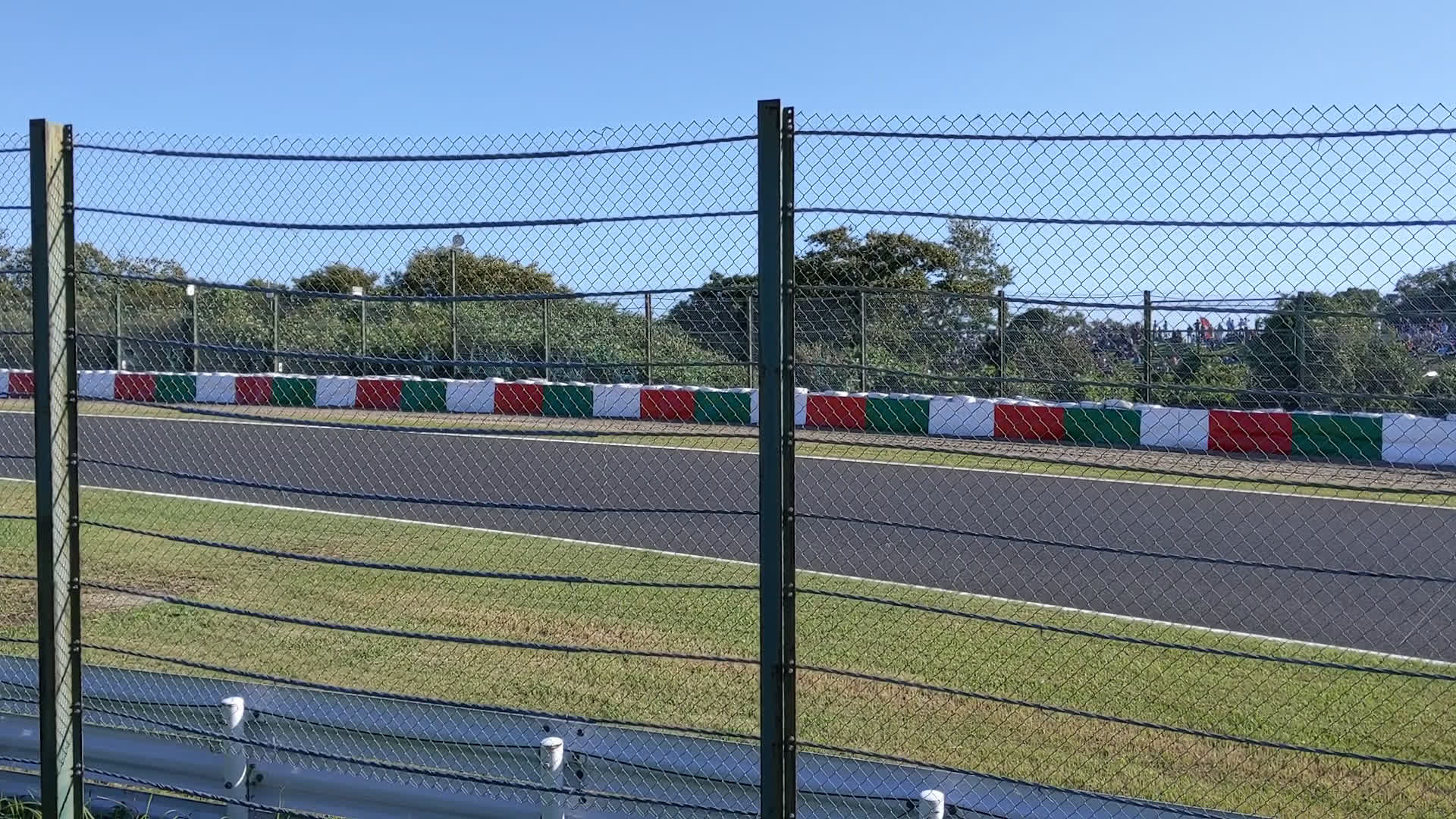 海外 生まれて初めてのf1を見に鈴鹿に行ってきた F1日本グランプリに対する海外の反応 すらるど 海外の反応 海外 生まれて初めてのf1を見に鈴鹿に行ってきた F1日本グランプリに対する海外の反応 すらるど 海外の反応