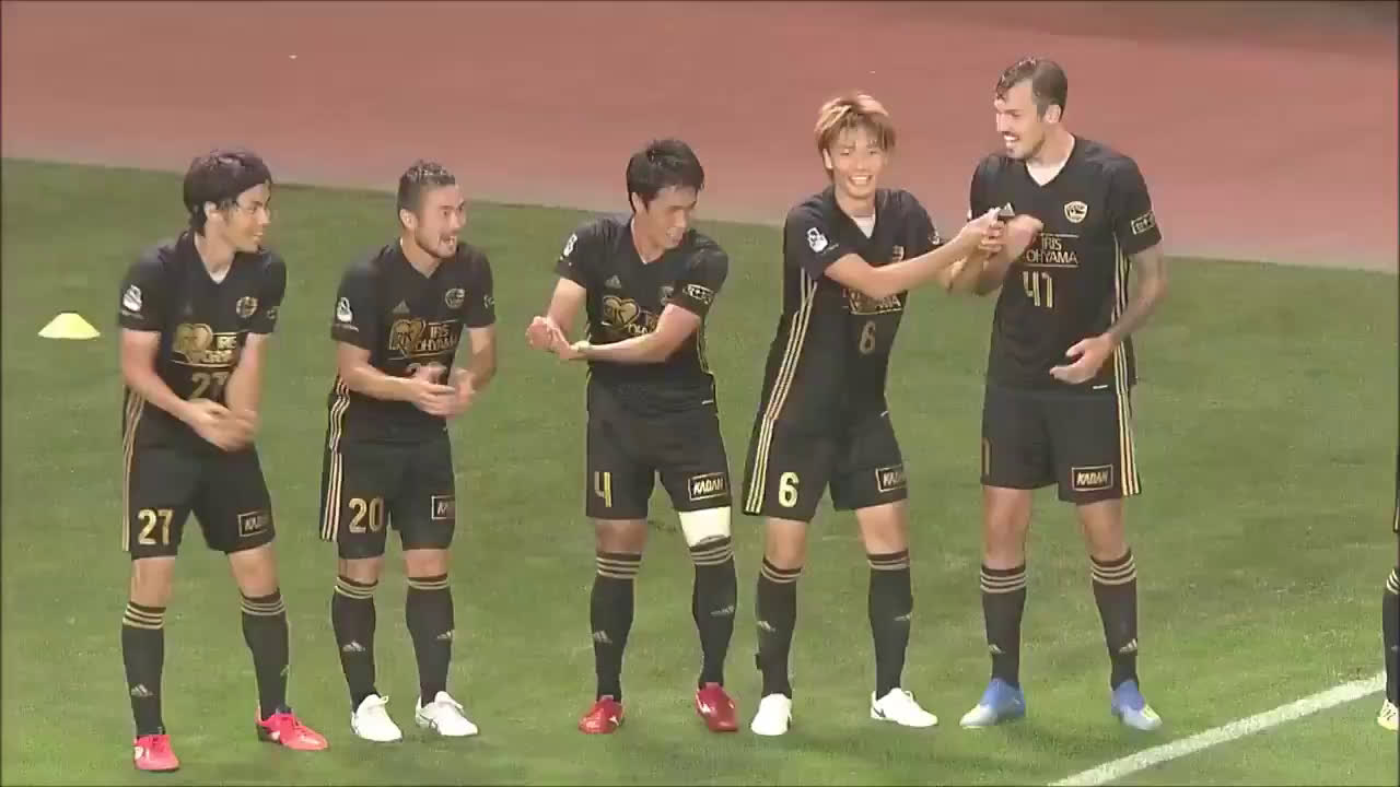 動画 セレッソ大阪戦で副審がオフサイドの判定は誤審 主審の家本政明が正確なジャッジでベガルタ仙台の蜂須賀孝治がゴール 動画 セレッソ大阪戦で副審がオフサイドの判定は誤審 主審の家本政明が正確なジャッジでベガルタ仙台の蜂須賀孝治がゴール