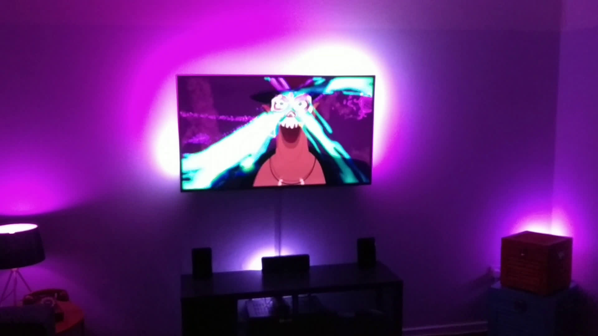 How to sync Philips Hue bulbs with your Ambilight TV