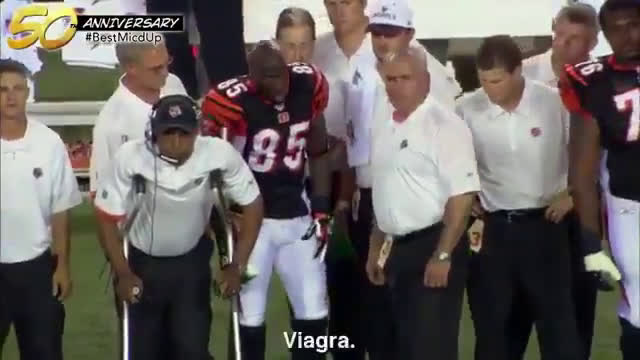 Cincinnati Bengals wide receiver Chad Ochocinco (85) gets a drink