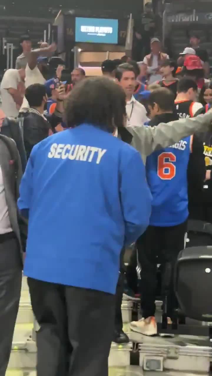 [花邊] 尼克球迷拒絕離開球場 大喊Knicks in 4