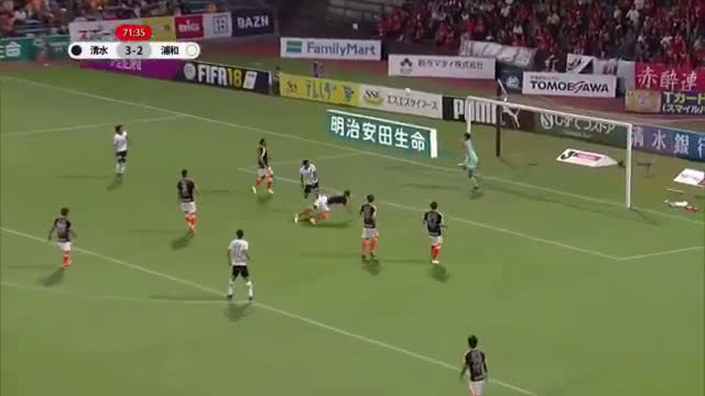 動画 清水エスパルス戦で槙野智章がバックヘッドでゴールを決める 浦和レッズの3度目の同点ゴールで撃ち合いはドローに