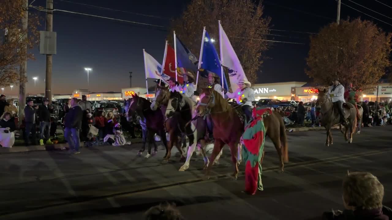 Watch HiDef The 2023 Hermitage Christmas Light Up Parade In
