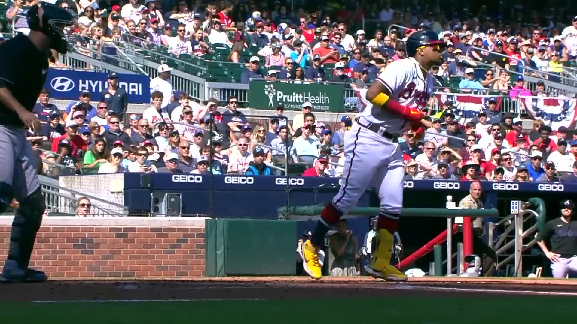 Wake Up With 3 Minutes Of Derek Dietrich Pissing Off Pitchers By
