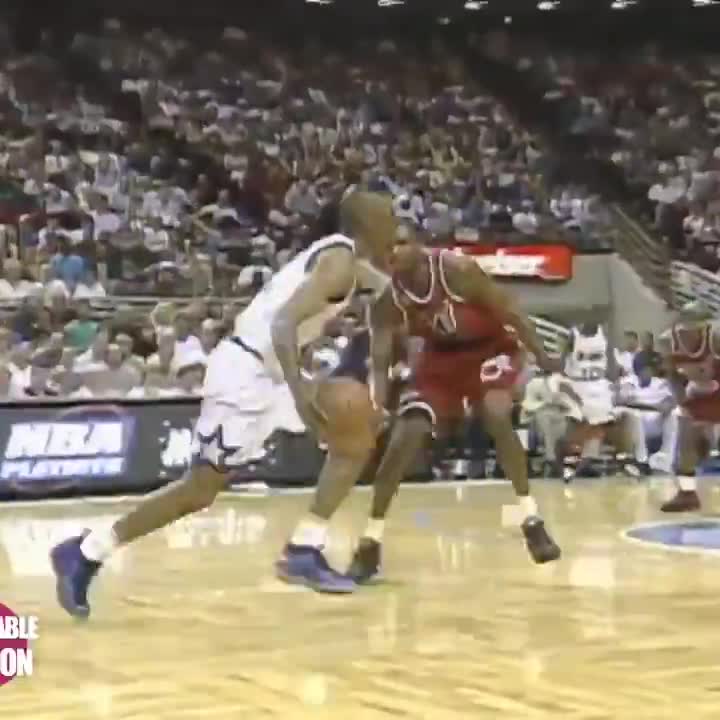 This week in Knicks history: New York sweeps the Hawks in the '99  Conference Semifinals - Posting and Toasting