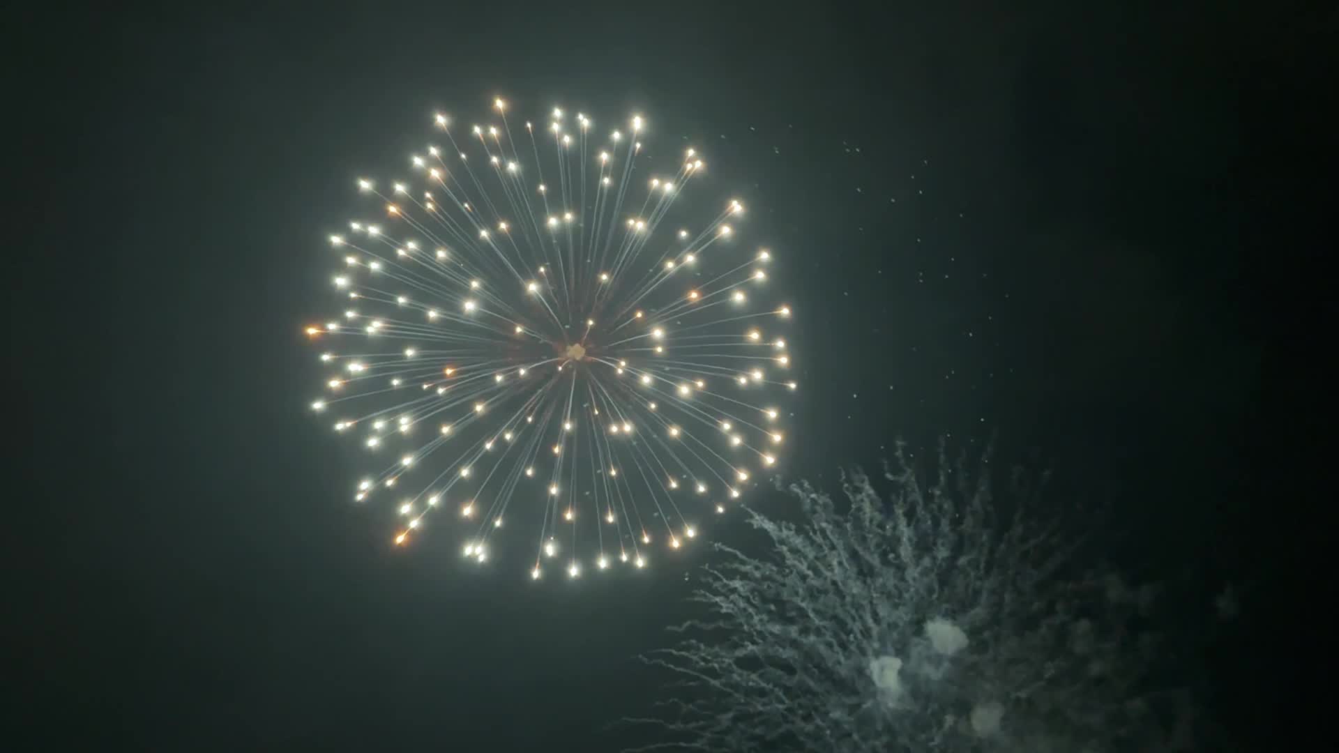 Watch HiDef The 2023 Greenville Riverside Park Fireworks Display In