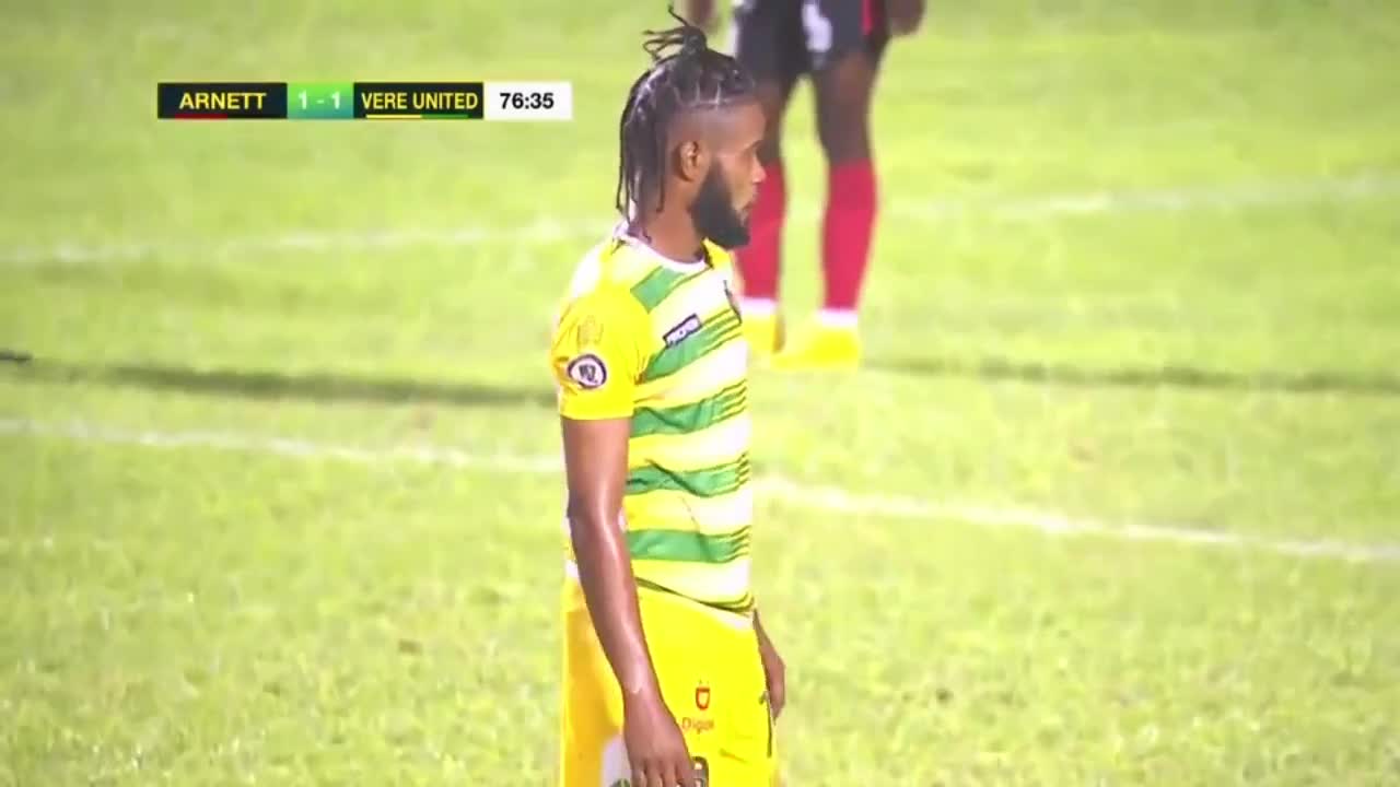 It is the season of giving!" - 4:48min of Jamaican Premier League highlights from 2 games today: gifted a skied freekick over two walls and insight on timewasting antics by