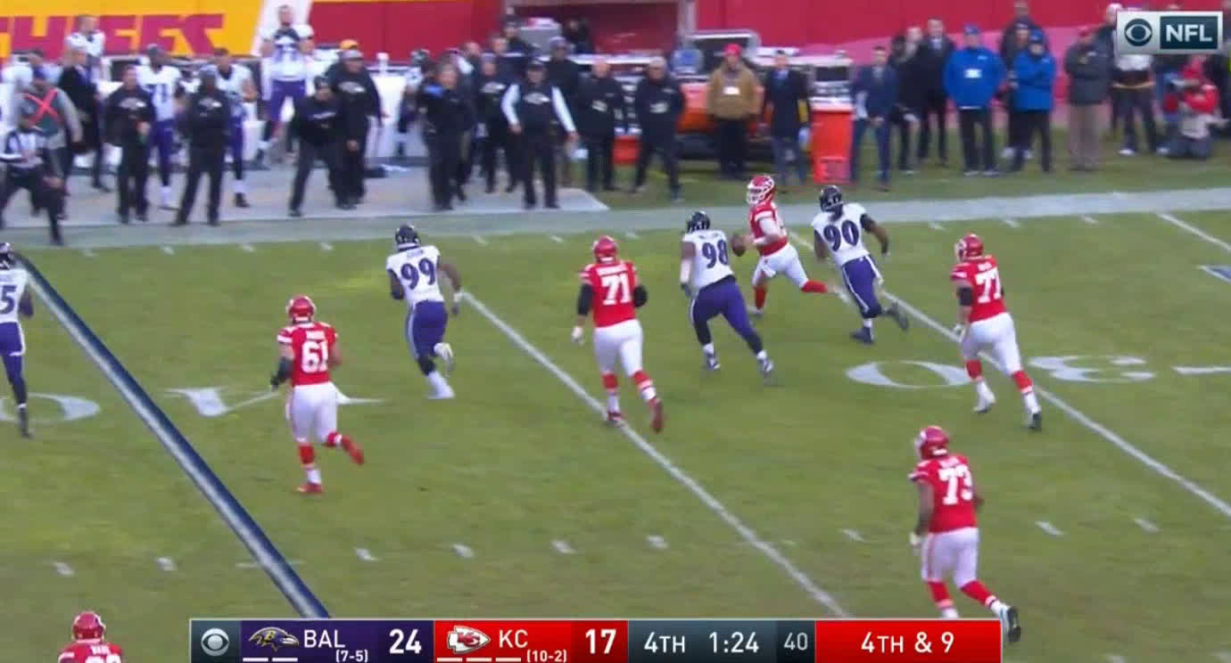 Chiefs Tyreek Hill fined $12K for pom-pom celebration vs Steelers - AS USA