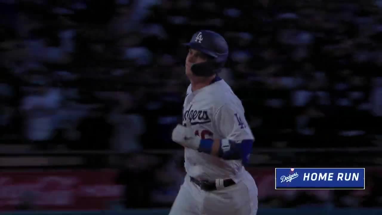 Mookie Betts Helps Opponent Retrieve a Priceless Ball Mid-Game