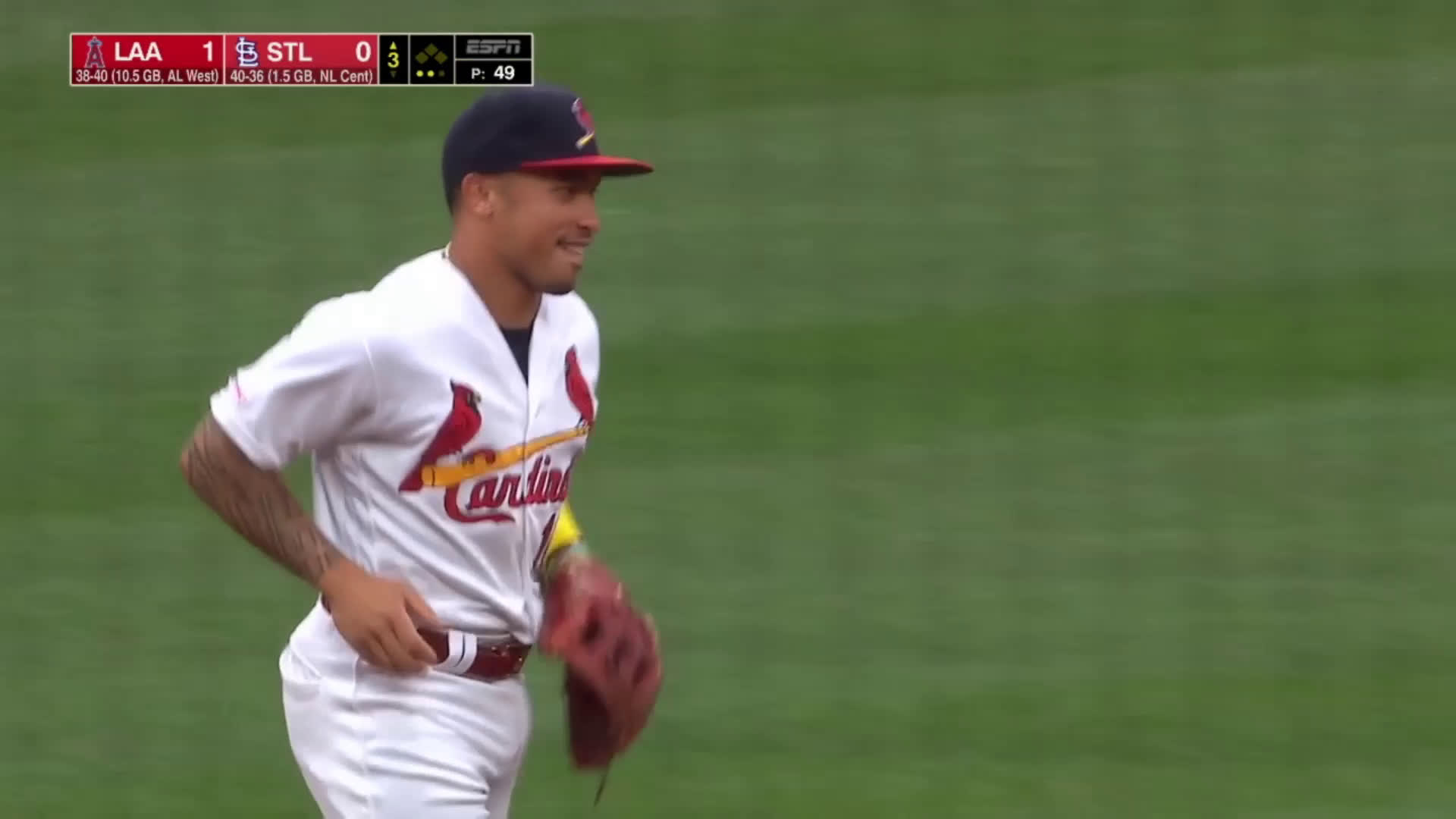 Kolten Wong with a circus style double play : r/baseball