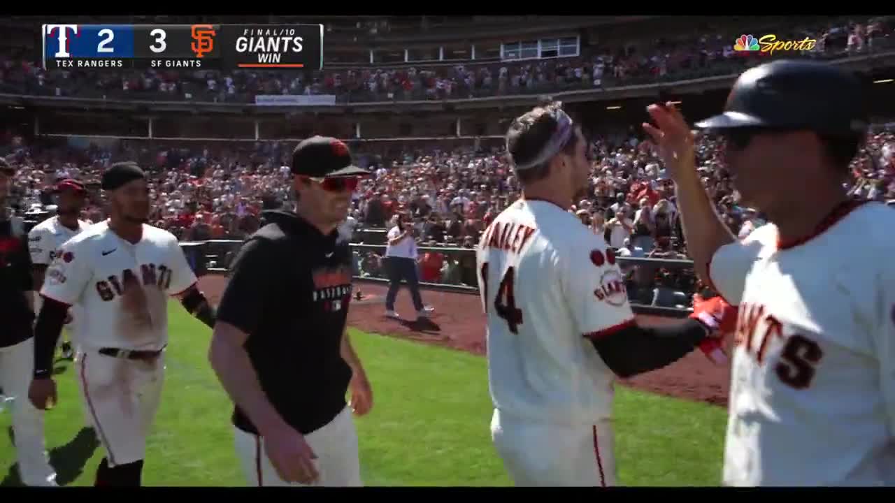 Buster Posey SMASHES opposite field homer! Early blast gives Giants 2-0  lead! 