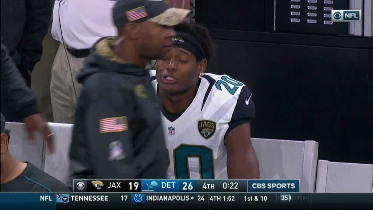 Video: Jalen Ramsey in tears on sideline after Jaguars lose fifth straight