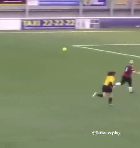 女子サッカーの珍プレー動画 海外の反応 Babymetalize 女子サッカーの珍プレー動画 海外の反応 Babymetalize