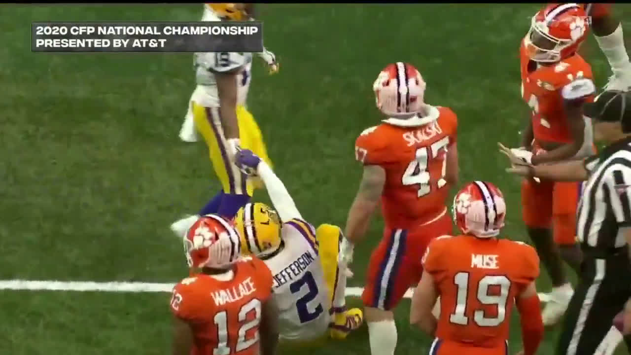 James Skalski Got Ejected For Targeting Again And Twitter Is Not Happy With The Call Article Bardown