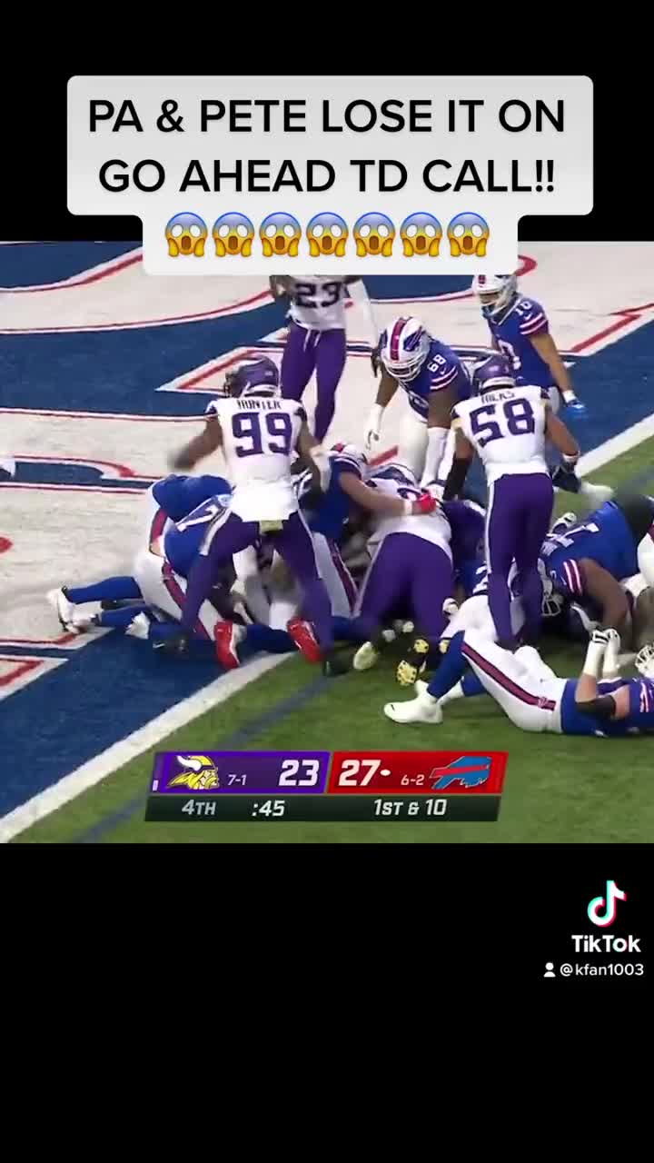 Vikings radio man calls game-winning field goal try 'good,' but it missed