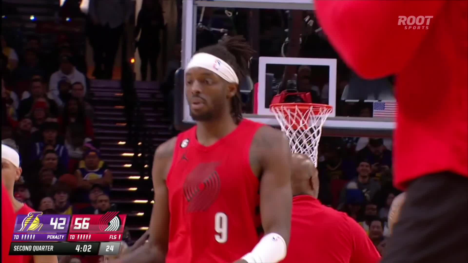 Grant caps off the Blazers big run by going coast to coast and