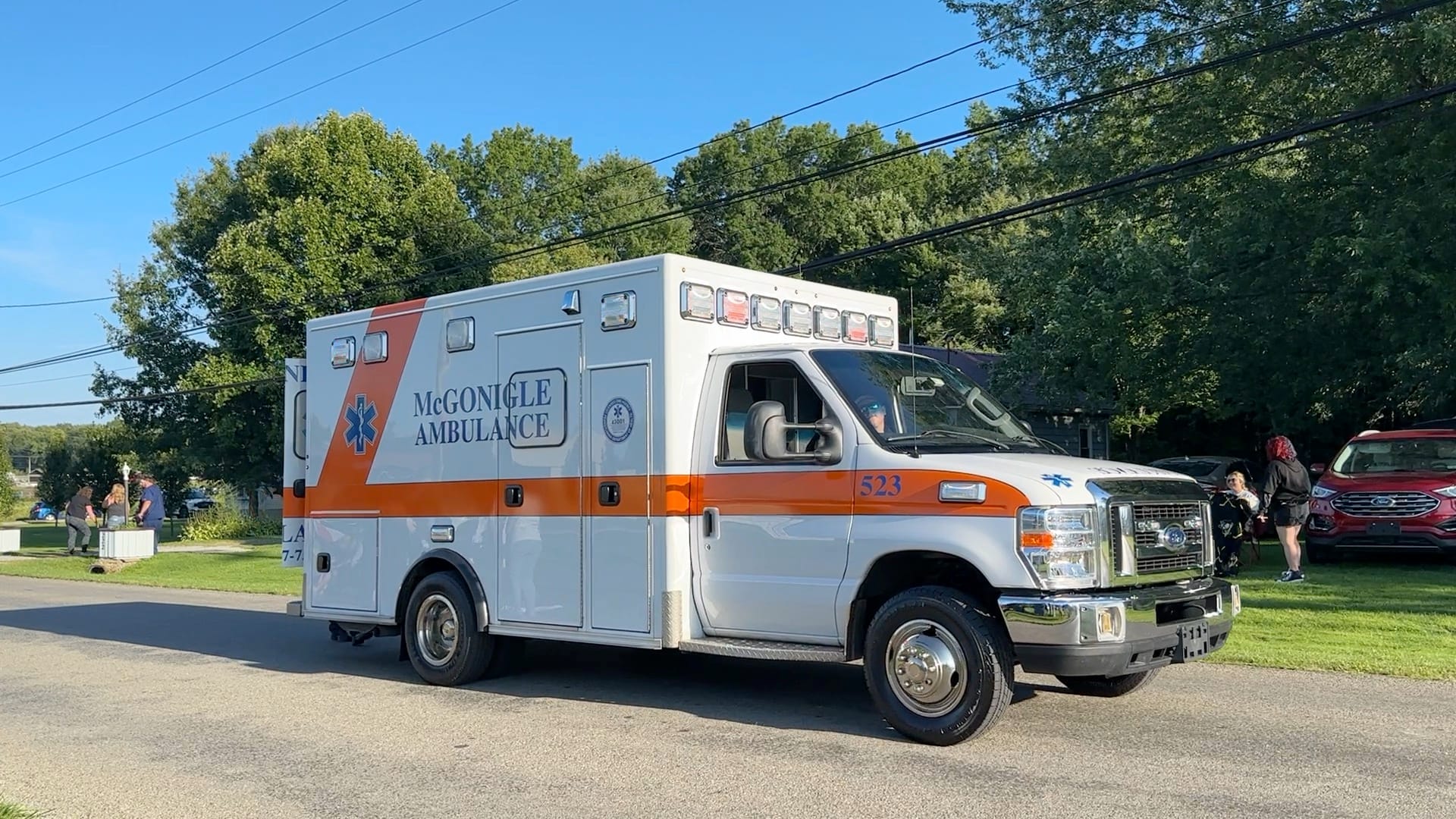 Watch HiDef Sharon's McGonigle Ambulance (Medic 523) At The Transfer