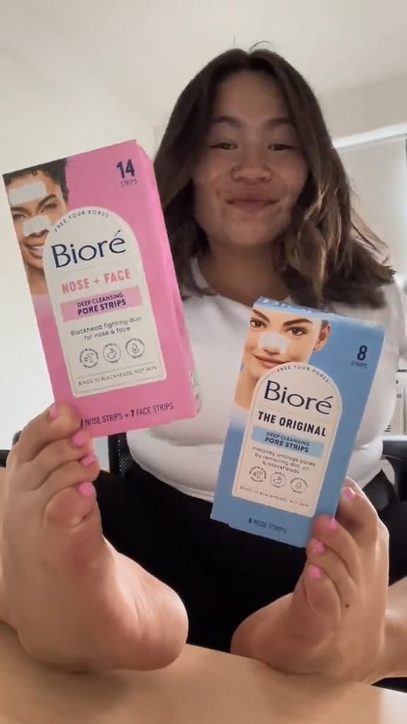No arms? Just use Bioré skin care!(02)