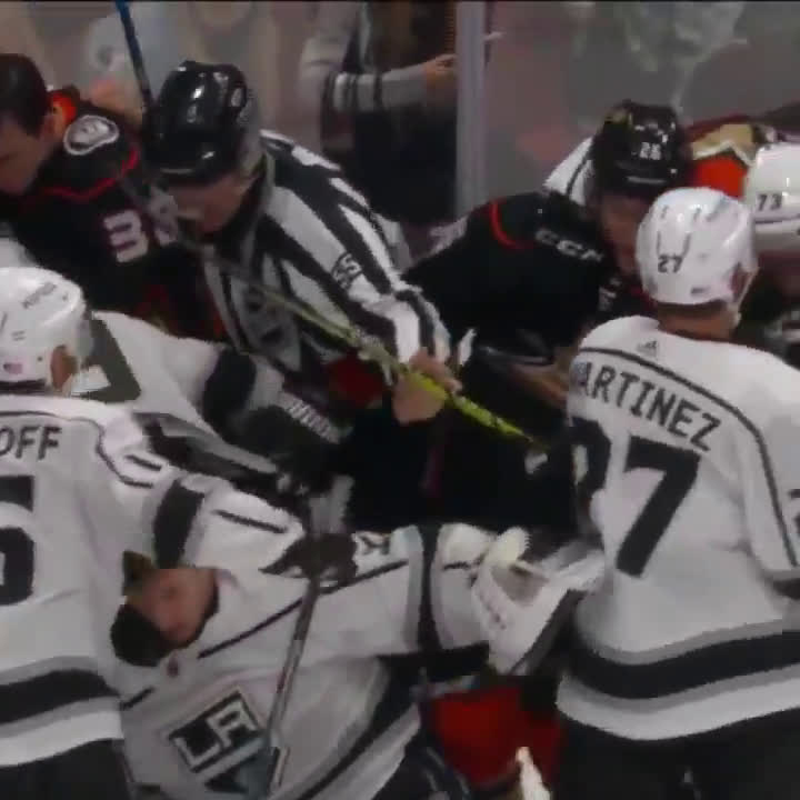 Kings goalie Jonathan Quick gets roughing penalty for fighting