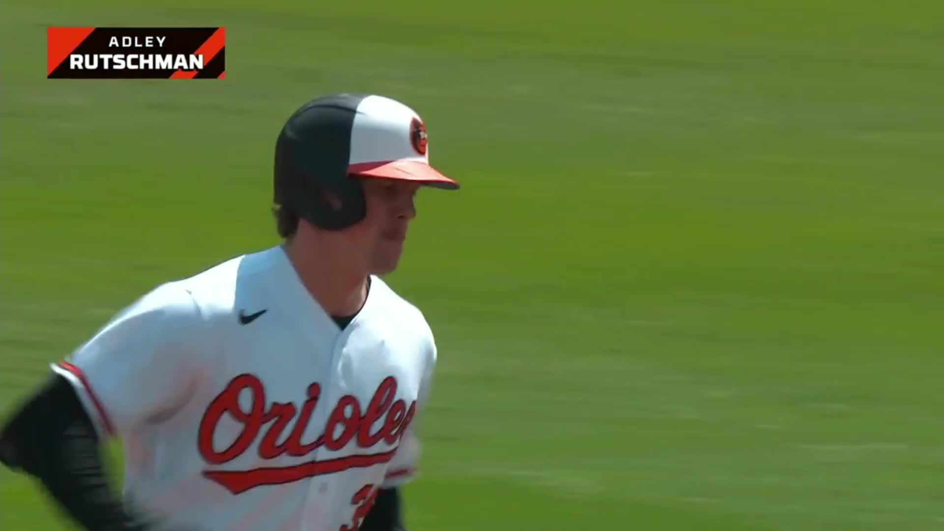 Highlight] Adley Rutschman hits an absolute bomb to give the Orioles the  lead. : r/baseball