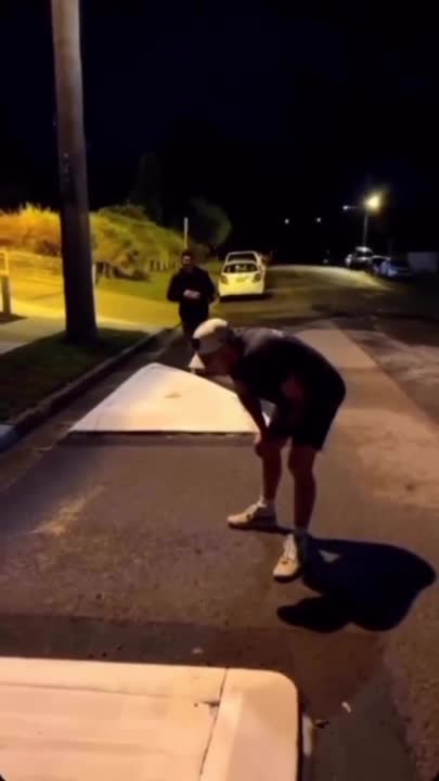 Watch this video on Streamable.