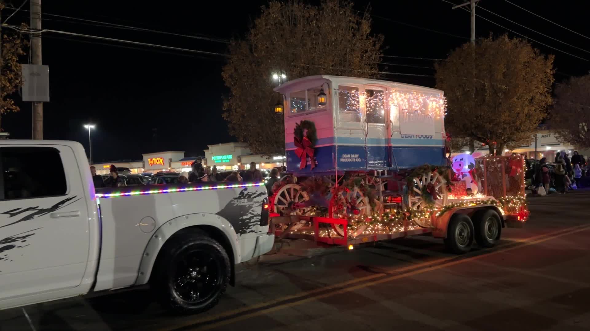 Watch HiDef The 2023 Hermitage Christmas Light Up Parade In Hermitage