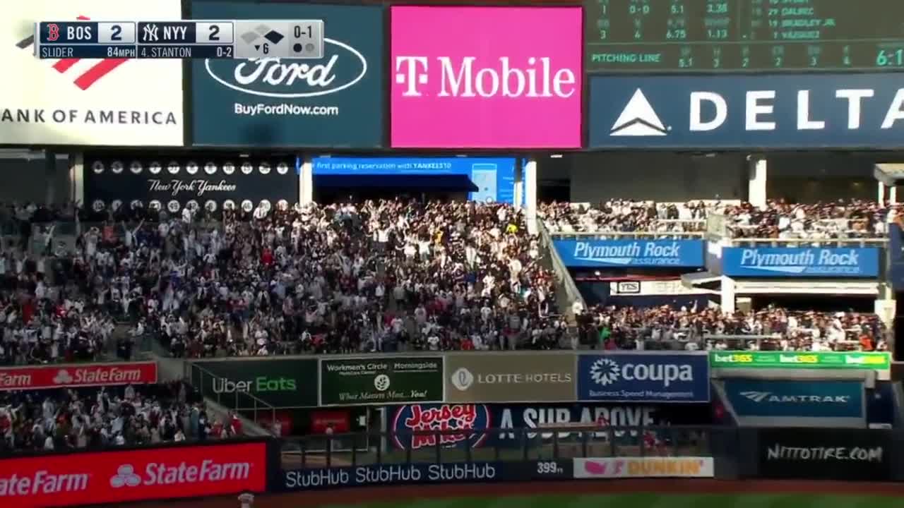 Giancarlo Stanton turns boos into cheers with two-run homer