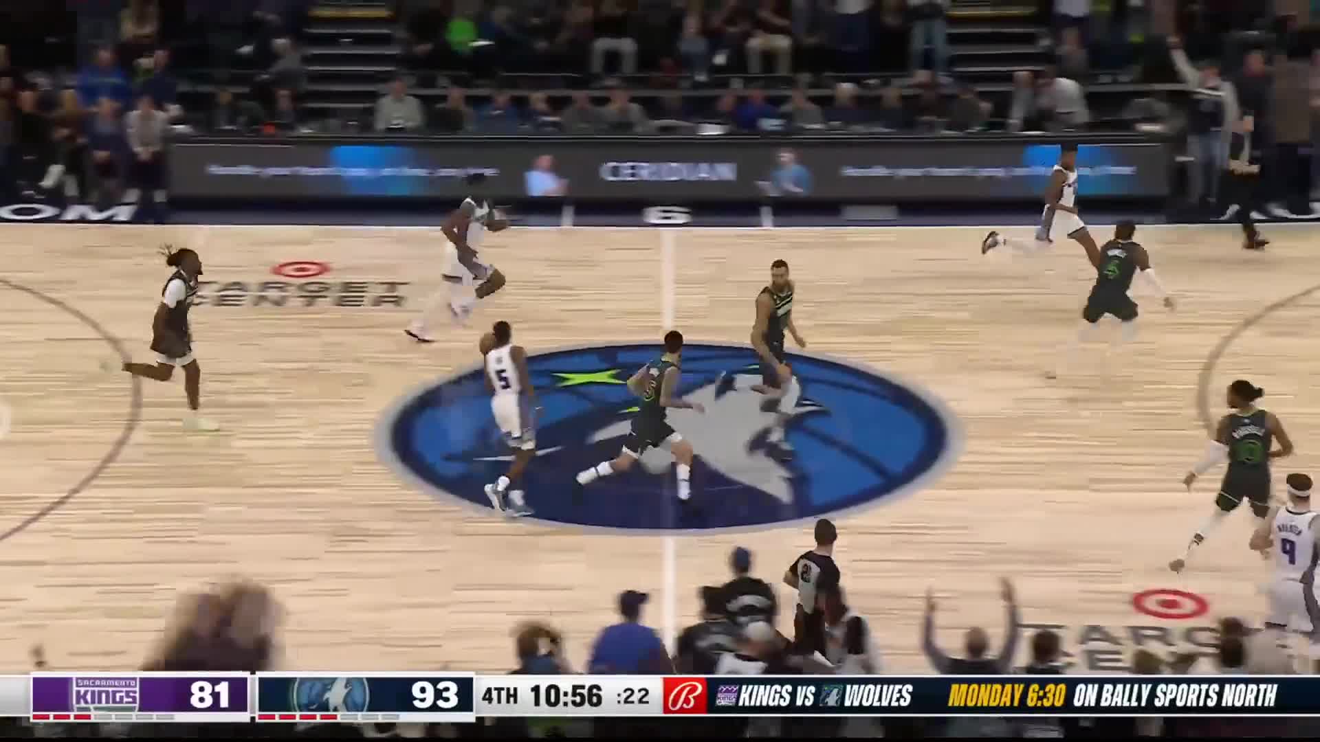 Highlight] Naz Reid crosses up Trey Lyles and then dunks on Metu : r/nba