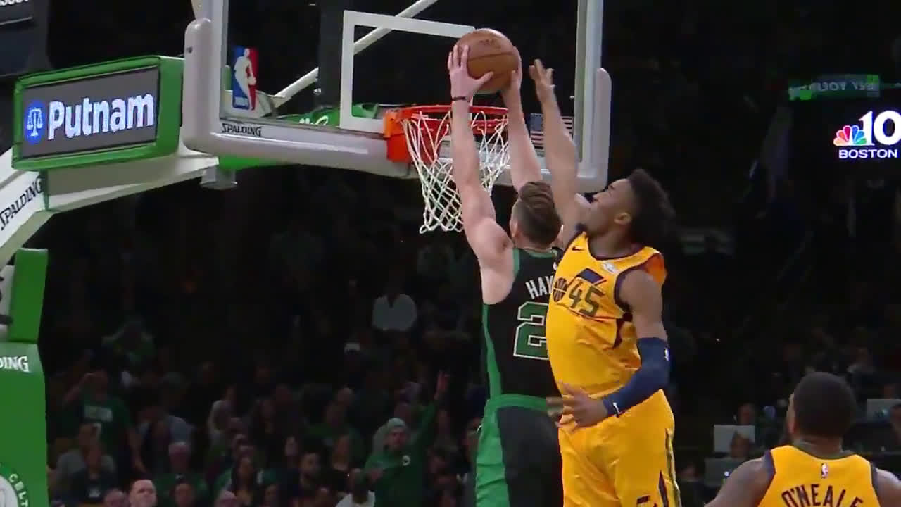 Donovan Mitchell Dunks On Lakers Center JaVale McGee