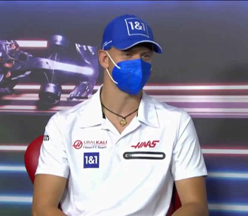 Re: [閒聊] Vettel很忙